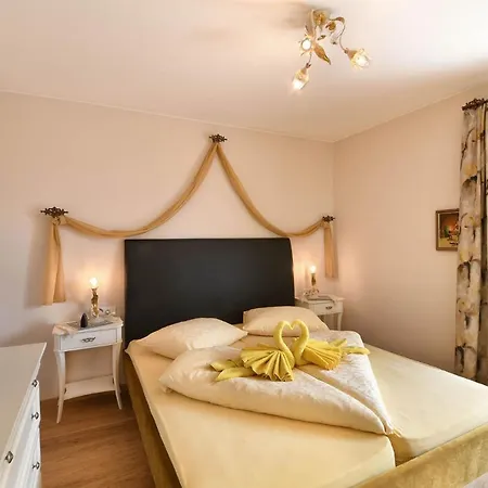Boutique Sonne Aparthotel Schenna