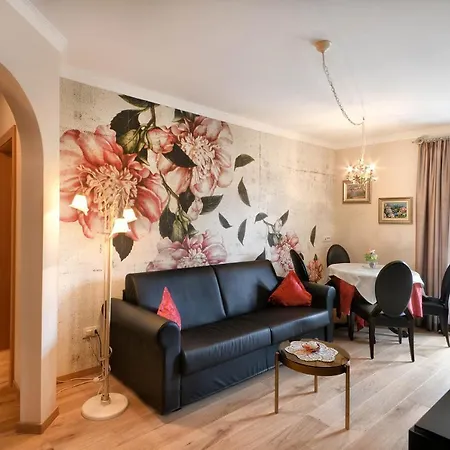 Aparthotel Boutique Sonne 4*